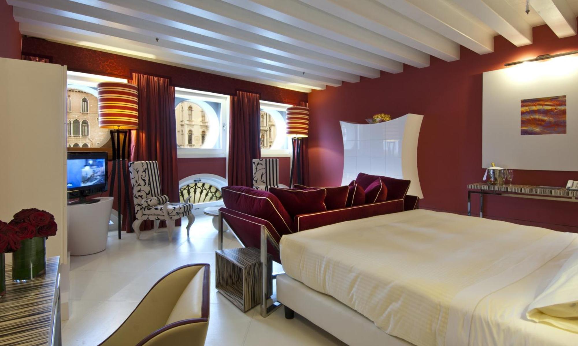 Superior Junior Suite,1488127006:JPEG